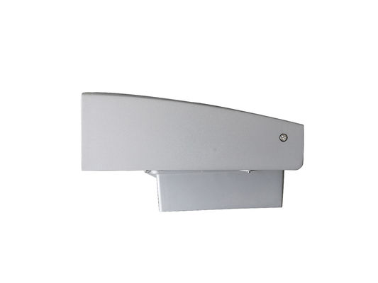 สวนที่ทันสมัยภายนอก Wall Sconce ประดับอลูมิเนียม Led Wall Light